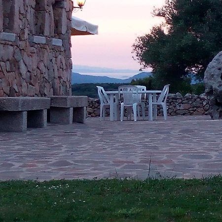 Turismo Rurale L'Agliuledda Villa Sant'Antonio di Gallura Exterior foto