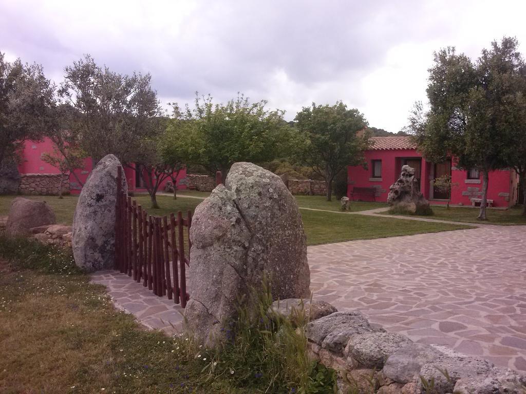 Turismo Rurale L'Agliuledda Villa Sant'Antonio di Gallura Exterior foto
