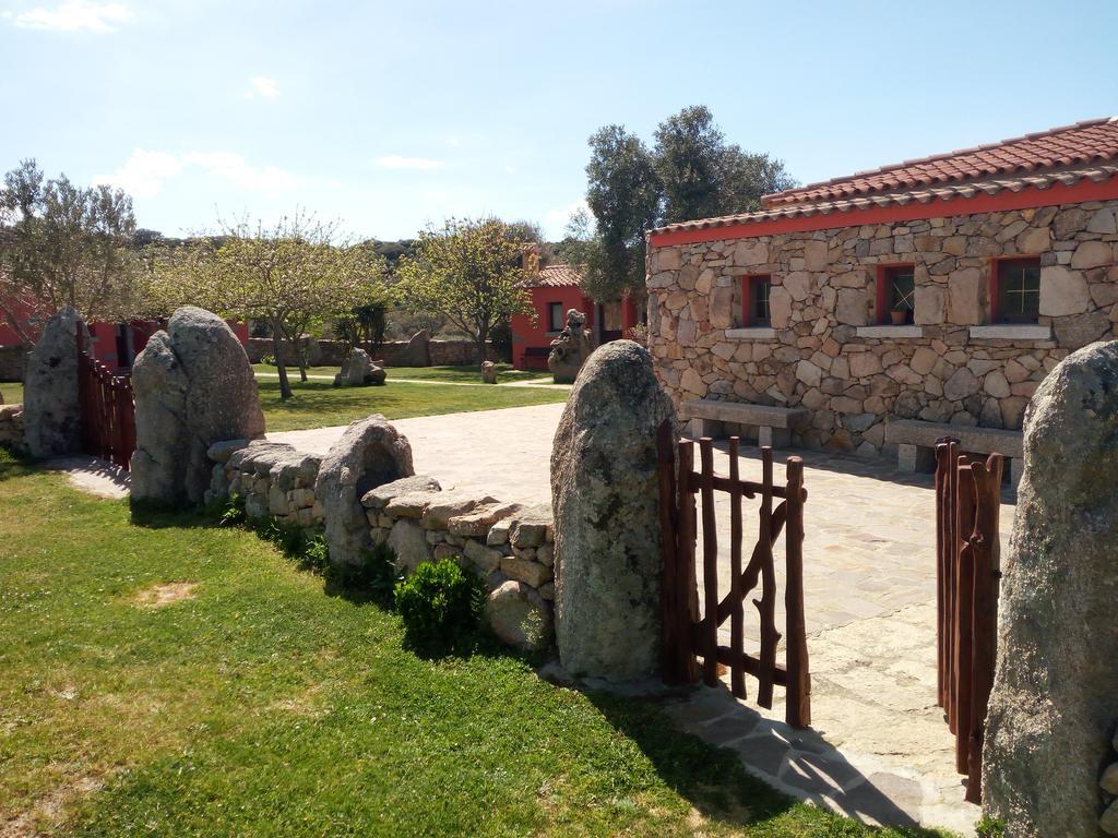 Turismo Rurale L'Agliuledda Villa Sant'Antonio di Gallura Exterior foto