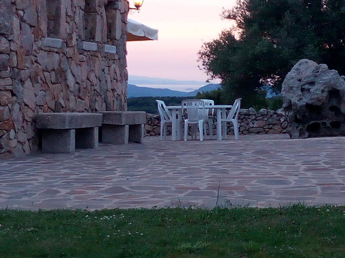 Turismo Rurale L'Agliuledda Villa Sant'Antonio di Gallura Exterior foto